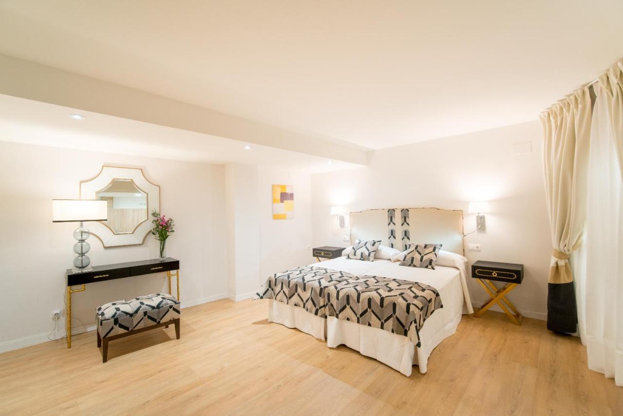 Arco Macarena Lofts Aparthotel Sevilla Exteriör bild